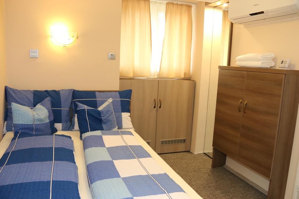 Hotel Aradi Vendeghaz Miškovec Pokoj fotografie